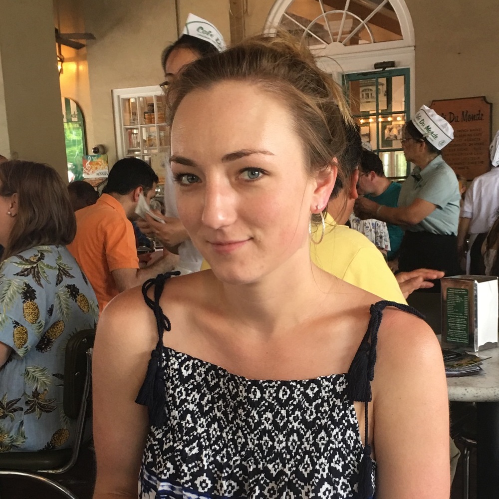 Meet your Posher, Caroline